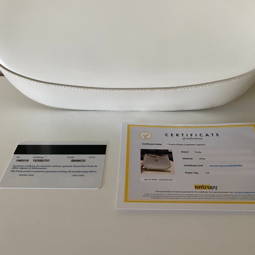 ❌SOLD❌ Prada Cleo Brushed Leather Shoulder Bag White - Picture 15 of 16